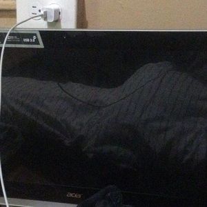 Meet your Posher, Earl